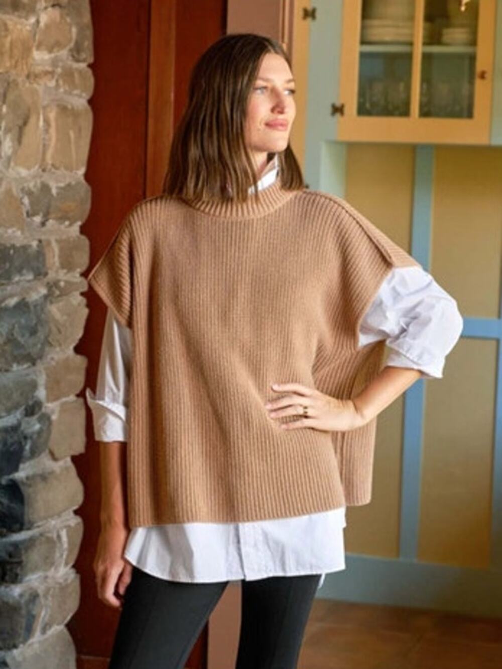 FRANK & EILEEN Sz M Medium Camel Montecito Pullover Sweater Vest